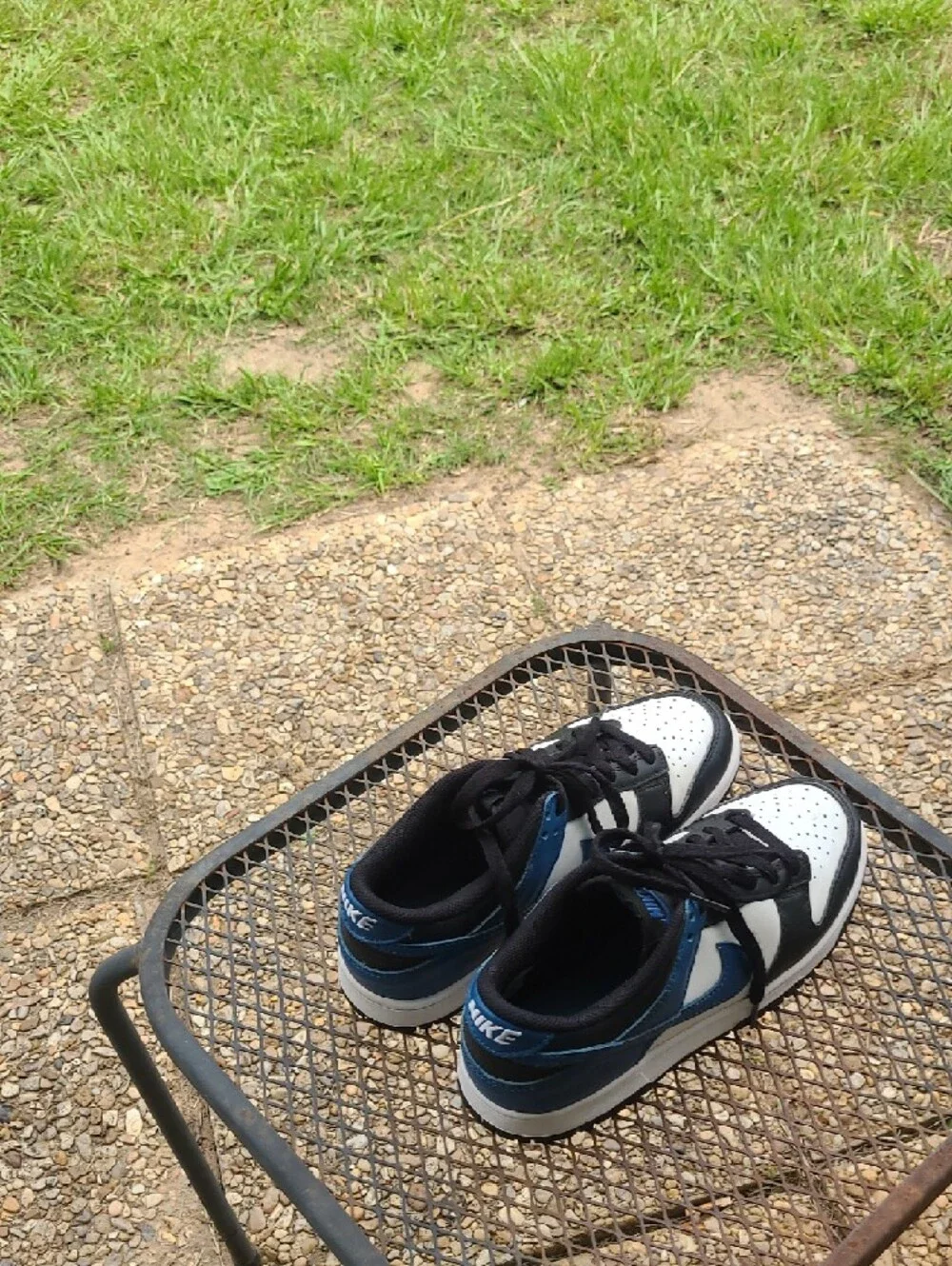 Nike Dunk Low GS White Industrial Blue Size 6y